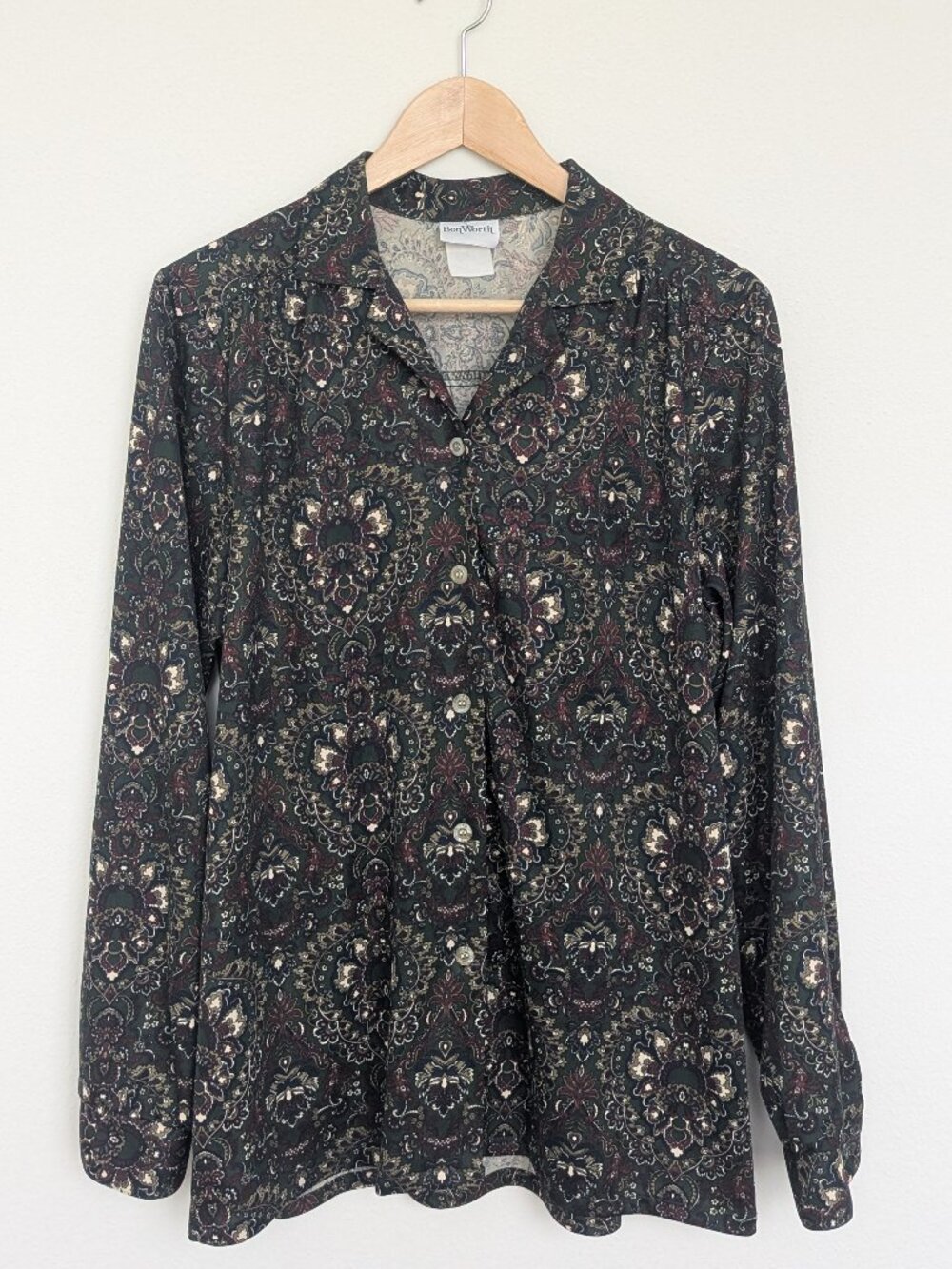 Bon Worth Women's Long sleeve green paisley western boho vintage casual button